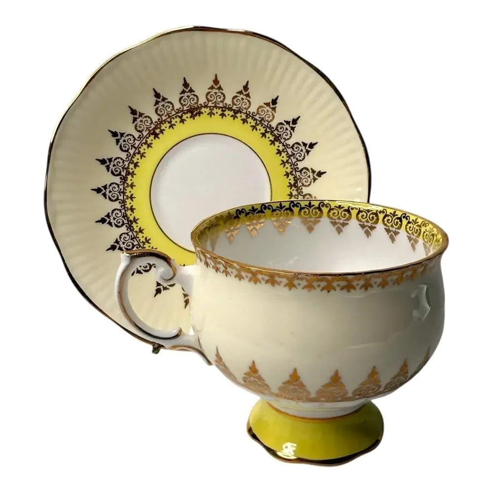 Rosina Footed Tea Cup Saucer Set Gold Footed Yellow England 1940s Bone China VTG - Picture 4 of 11